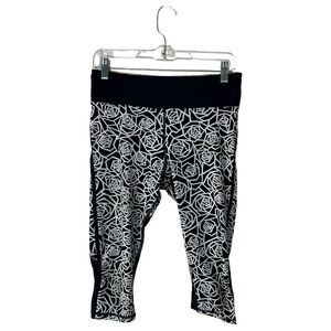 Lululemon Run A Marathon Crop II Pretty Palm Black Angel Wing / Black Size 8